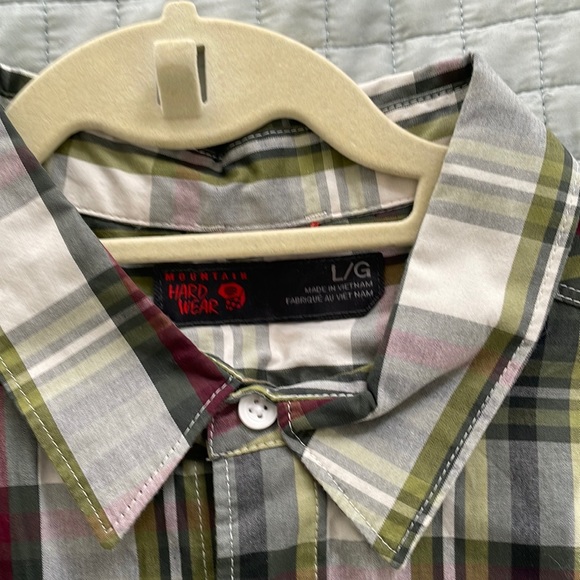 Mountain hardwear ss shirt excellent condition - Picture 1 of 3